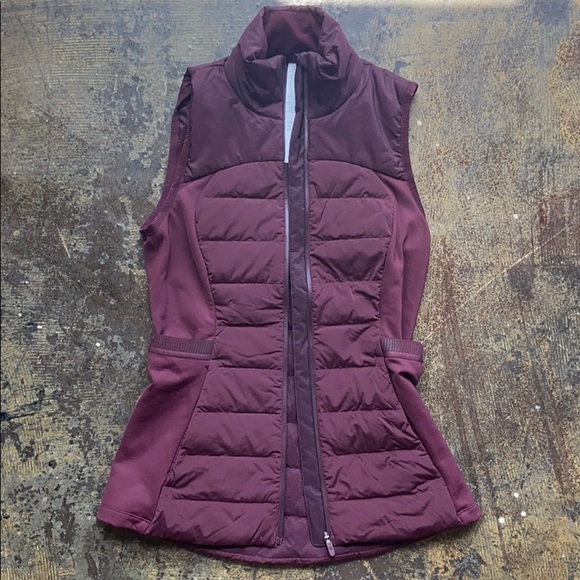 lululemon down for it all vest mens